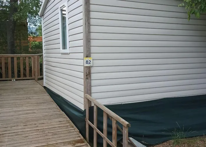 Mobil-home Pmr Avec Terrasse A - Api-1-52-1138 Camping *