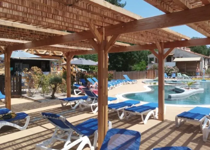 Mobil-home Pmr Avec Terrasse A - Api-1-52-1138 Roquebrune-sur Argens